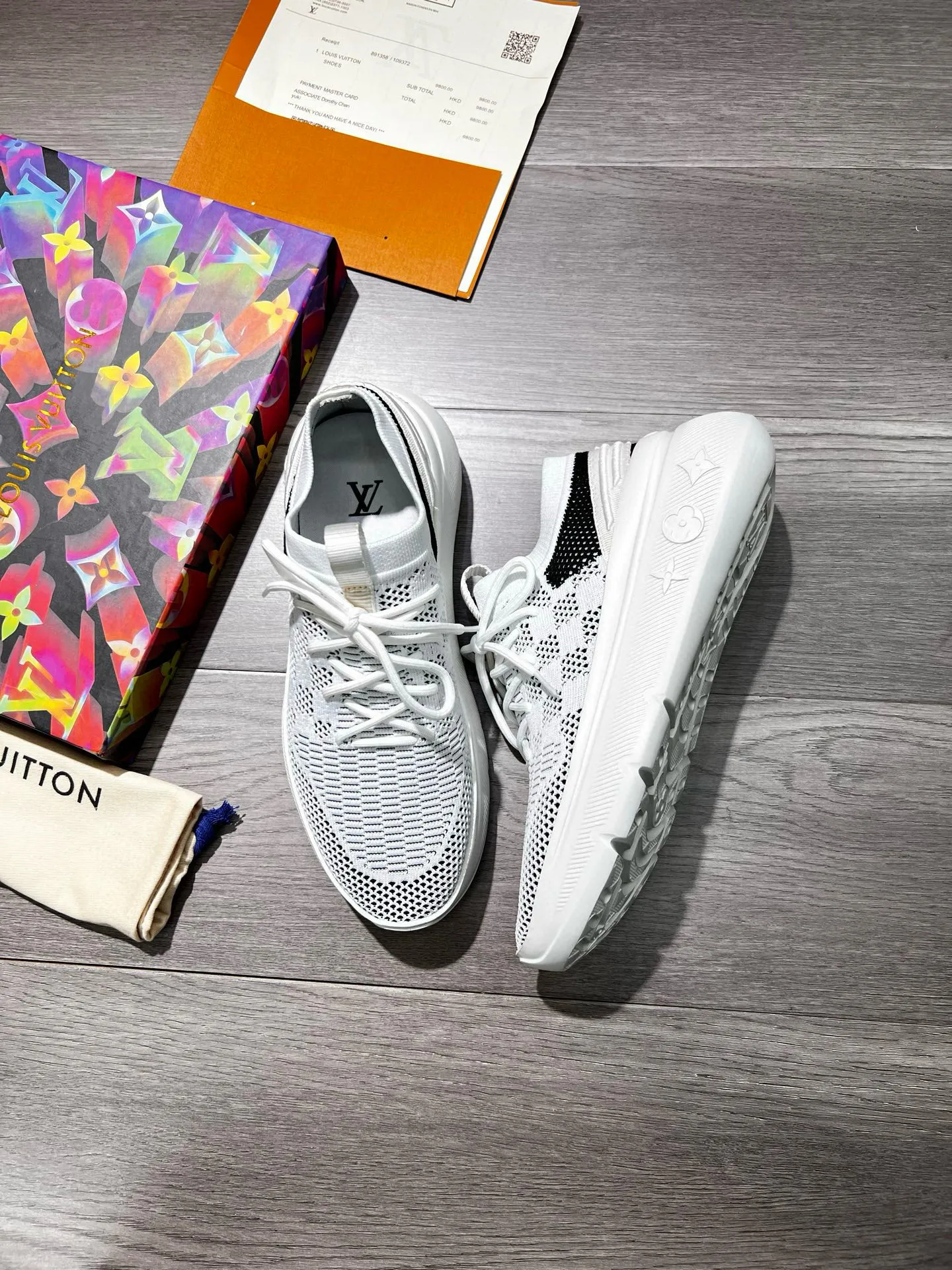 Ex-factory price: 460💰◾️▫️Lv~ Brand new low-cut men’s socks and shoes👟, made of special elastic knitted fabric consistent with the high-end original version, thickened and thickened to ensure multi-season practicality and wrinkle resistance, and will never deform or become loose after repeated stretching! It feels light and comfortable on your feet! Four colors available, Size: 38-45 (45 is custom-made and cannot be returned or exchanged)